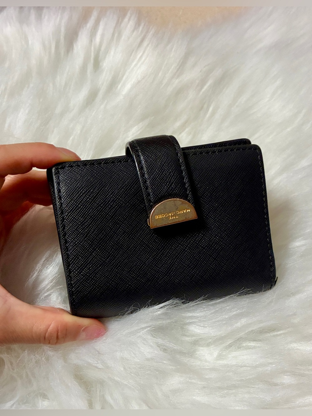 Marc by Marc Jacobs Black Leather Card & Key Wallet with Gold Accent - Picture 2 of 6